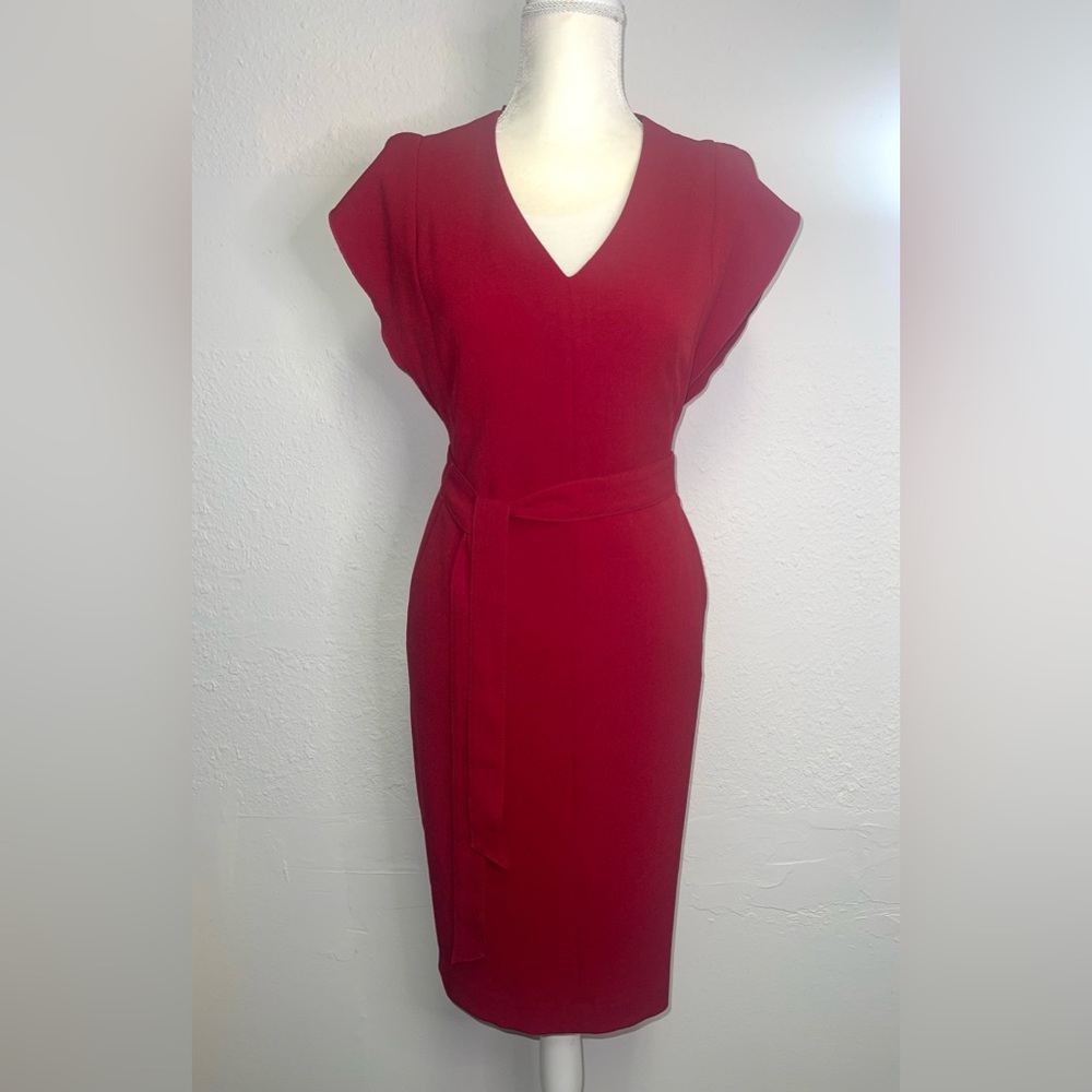 Red casual/professional dress